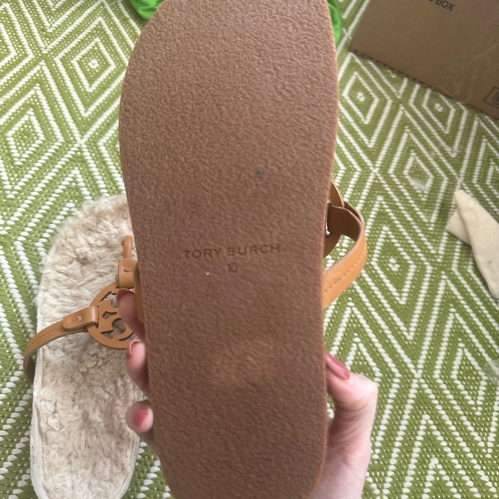 Tory Burch Tan Shearling Slides - Picture 5 of 7